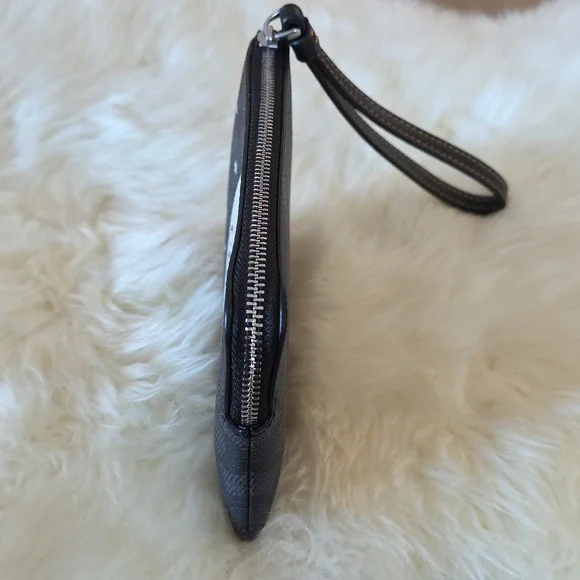 NWOT Coach Black Cat & Moon Signature Corner Zip Wristlet/Wallet π€πββ¬οΈπππβ€οΈ - Picture 7 of 13